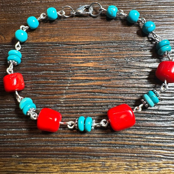 Handmade Red Coral and Blue Howlite Turquoise Beaded Bracelet - Picture 1 of 7